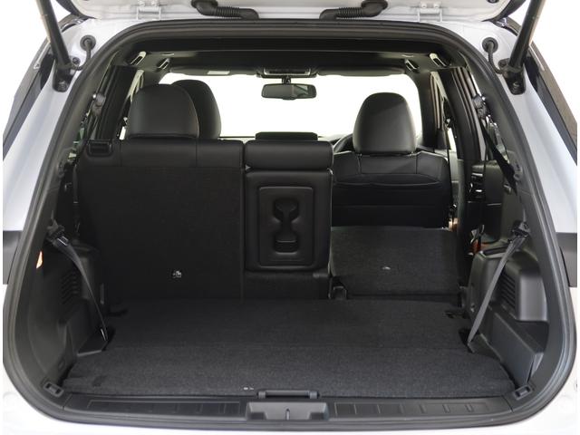 アウトランダーＰＨＥＶ Ｐ　禁煙車　電動サンルーフ　スマホ連携ナビ　ＨＤＭＩ　全方位カメラ　マイパイロット　電動リヤゲート　ワイヤレススマホ充電　ＡＣ１５００Ｗ電源　シートメモリー　シートヒーター　ステアリングヒーター（49枚目）