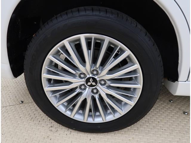 アウトランダーPHEV Gリミテッドエディション 禁煙車 ワンオーナー 車検整備 クルーズコントロール メモリーナビ バックカメラ ETC2.0 フロントドライブレコーダー ハンドルヒーター シートヒーター 純正アルミホイール 5人乗り(56枚目)