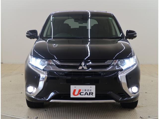 アウトランダーPHEV Gプレミアムパッケージ 禁煙車 ワンオーナー 電気温水式ヒーター メモリーナビ 電動リヤゲート クルーズコントロール 全方位カメラ ロックフォードスピーカー フロントドライブレコーダー ハンドルヒーター ETC USB(14枚目)