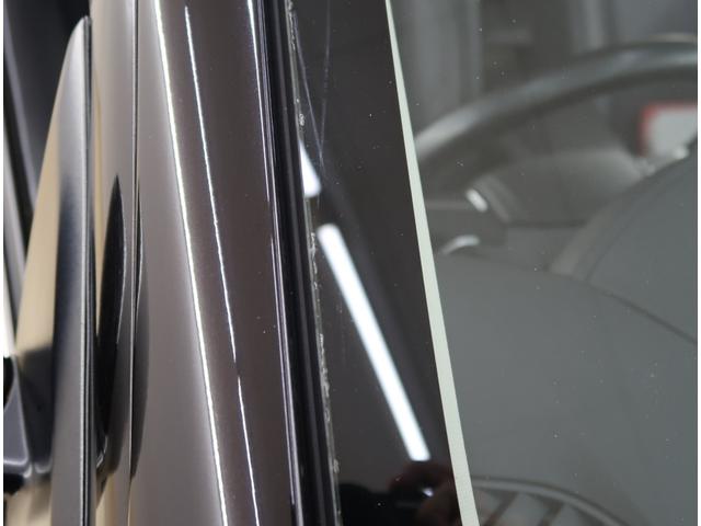 アウトランダーPHEV Gプレミアムパッケージ 禁煙車 ワンオーナー 電気温水式ヒーター メモリーナビ 電動リヤゲート クルーズコントロール 全方位カメラ ロックフォードスピーカー フロントドライブレコーダー ハンドルヒーター ETC USB(29枚目)