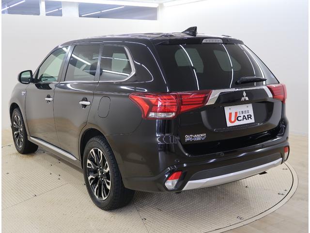 アウトランダーPHEV Gプレミアムパッケージ 禁煙車 ワンオーナー 電気温水式ヒーター メモリーナビ 電動リヤゲート クルーズコントロール 全方位カメラ ロックフォードスピーカー フロントドライブレコーダー ハンドルヒーター ETC USB(69枚目)