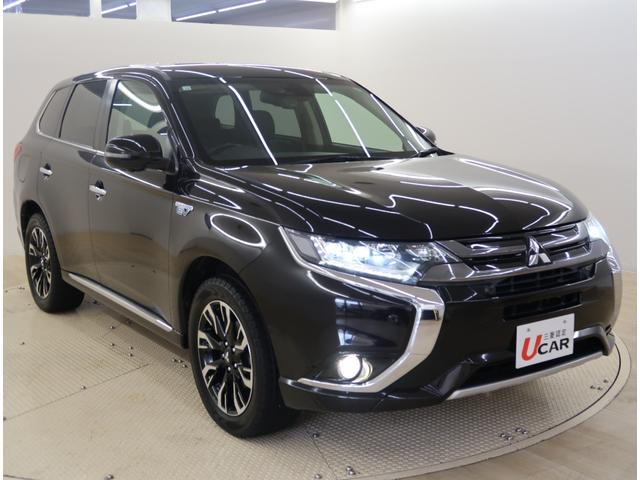 アウトランダーPHEV Gプレミアムパッケージ 禁煙車 ワンオーナー 電気温水式ヒーター メモリーナビ 電動リヤゲート クルーズコントロール 全方位カメラ ロックフォードスピーカー フロントドライブレコーダー ハンドルヒーター ETC USB(71枚目)