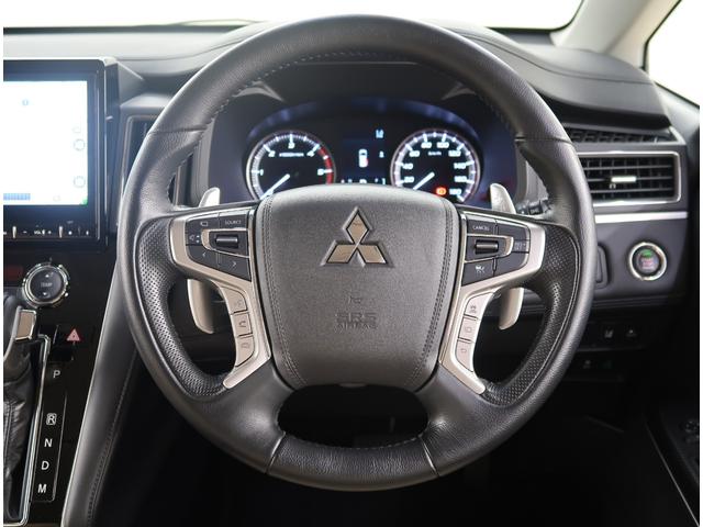 デリカD:5 P 禁煙 7人 車検整備 ナビ 全方位カメラ クルーズコントロール メモリーナビ ベージュ内装 両側電動スライドドア 電動リヤゲート 運転席電動シート シートヒーター ETC2.0 USBポート(5枚目)