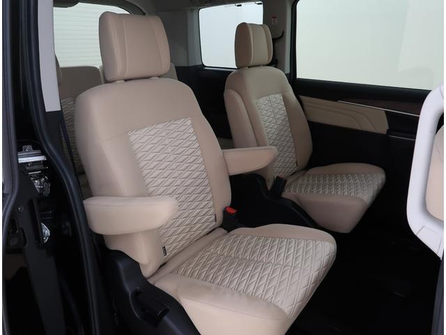 デリカD:5 P 禁煙 7人 車検整備 ナビ 全方位カメラ クルーズコントロール メモリーナビ ベージュ内装 両側電動スライドドア 電動リヤゲート 運転席電動シート シートヒーター ETC2.0 USBポート(13枚目)