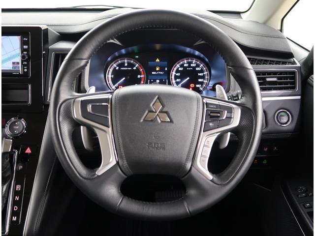 デリカD:5 G 禁煙車 ワンオーナー バックカメラ 4WD 8人乗り メモリーナビ ETC クルーズコントロール 両側電動スライドドア LEDヘッドライト フォグランプ 純正アルミホイール オートマチックハイビーム(5枚目)