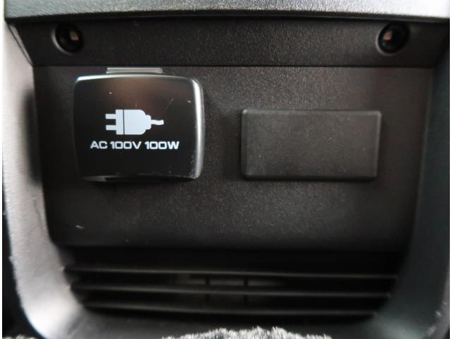 デリカD:5 G 禁煙車 ワンオーナー バックカメラ 4WD 8人乗り メモリーナビ ETC クルーズコントロール 両側電動スライドドア LEDヘッドライト フォグランプ 純正アルミホイール オートマチックハイビーム(11枚目)