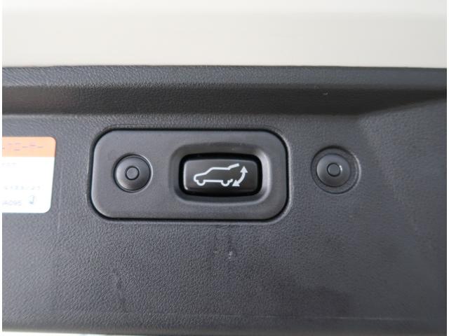 デリカD:5 P 禁煙車 ワンオーナー 8人乗り 車検整備 クラリオン製10.1型ナビ 全方位カメラ ETC2.0 電動リヤテールゲート パワーシート シートヒーター ハンドルヒーター クルーズコントロール USB(12枚目)