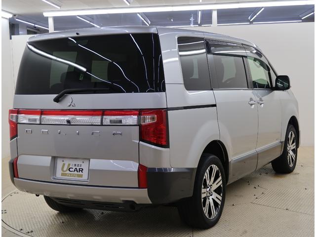 デリカＤ：５ Ｐ　禁煙車　ワンオーナー　８人乗り　車検整備　ナビ　全方位カメラ　後席モニター　ＥＴＣ２．０　ドライブレコーダー　電動サイドステップ　電動リヤテールゲート　パワーシート　シートヒーター　ハンドルヒーター（16枚目）
