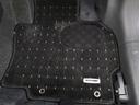 純正フロアマット装備