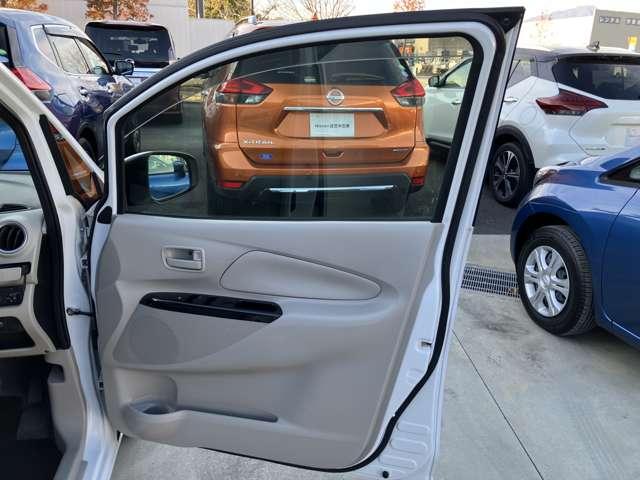 eKワゴン 660 M ナビ/バックカメラ/アイドリングストップ/(11枚目)