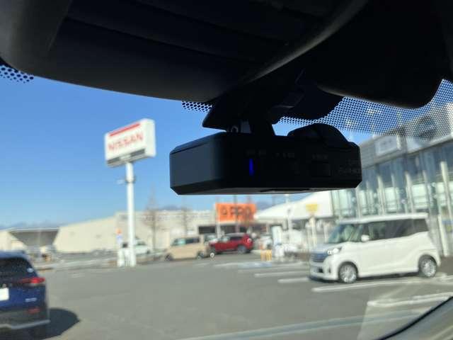 ノート 1.2 e-POWER X ナビ/ETC/ドライブレコーダー/全周囲カメラ(5枚目)