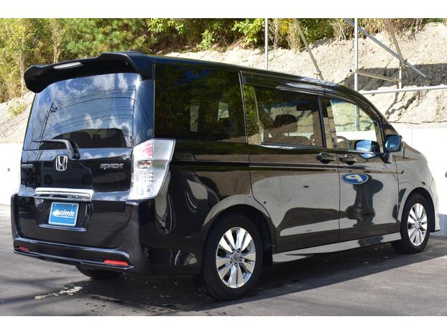 ステップワゴンスパーダ Ｚ　両側パワスラ／１０．２型リアモニター／コンフォートビューｐｋｇ／コーナリングライト／クリアテール／パドルシフト／フロントフォグ／ハーフシェイドフロントガラス／ＥＴＣ／バックカメラ／ＬＥＤルーム灯／禁煙（16枚目）