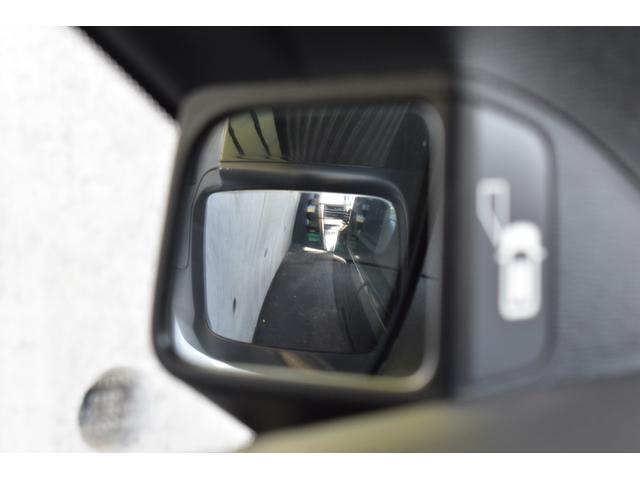 ステップワゴンスパーダ Ｚ　両側パワスラ／１０．２型リアモニター／コンフォートビューｐｋｇ／コーナリングライト／クリアテール／パドルシフト／フロントフォグ／ハーフシェイドフロントガラス／ＥＴＣ／バックカメラ／ＬＥＤルーム灯／禁煙（33枚目）