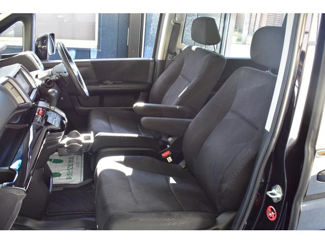 ステップワゴンスパーダ Ｚ　両側パワスラ／１０．２型リアモニター／コンフォートビューｐｋｇ／コーナリングライト／クリアテール／パドルシフト／フロントフォグ／ハーフシェイドフロントガラス／ＥＴＣ／バックカメラ／ＬＥＤルーム灯／禁煙（39枚目）