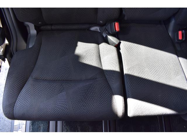 ステップワゴンスパーダ Ｚ　両側パワスラ／１０．２型リアモニター／コンフォートビューｐｋｇ／コーナリングライト／クリアテール／パドルシフト／フロントフォグ／ハーフシェイドフロントガラス／ＥＴＣ／バックカメラ／ＬＥＤルーム灯／禁煙（54枚目）