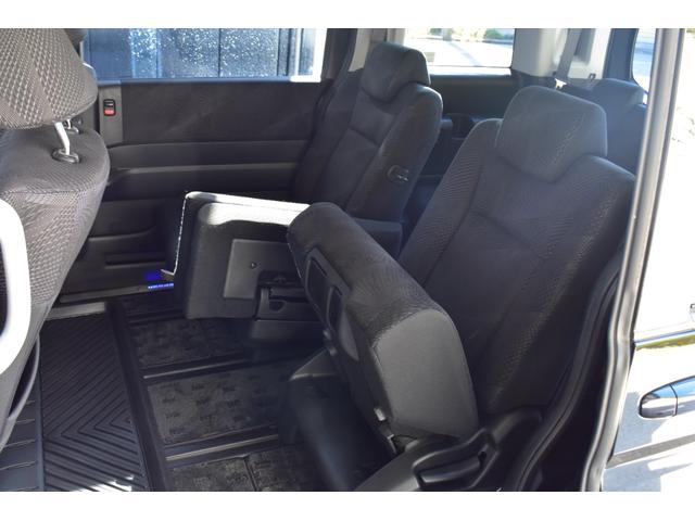 ステップワゴンスパーダ Ｚ　両側パワスラ／１０．２型リアモニター／コンフォートビューｐｋｇ／コーナリングライト／クリアテール／パドルシフト／フロントフォグ／ハーフシェイドフロントガラス／ＥＴＣ／バックカメラ／ＬＥＤルーム灯／禁煙（58枚目）