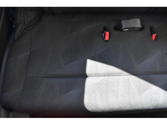 ステップワゴンスパーダ Ｚ　両側パワスラ／１０．２型リアモニター／コンフォートビューｐｋｇ／コーナリングライト／クリアテール／パドルシフト／フロントフォグ／ハーフシェイドフロントガラス／ＥＴＣ／バックカメラ／ＬＥＤルーム灯／禁煙（63枚目）