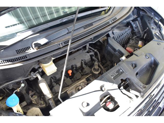 ステップワゴンスパーダ Ｚ　両側パワスラ／１０．２型リアモニター／コンフォートビューｐｋｇ／コーナリングライト／クリアテール／パドルシフト／フロントフォグ／ハーフシェイドフロントガラス／ＥＴＣ／バックカメラ／ＬＥＤルーム灯／禁煙（75枚目）