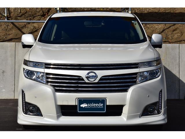 黒革／ＢＯＳＥ１３スピーカー／１１型フリップダウン／ツインサンルーフ／アラウンドビュー／ＨＫＳ車高調／ＮＩＳＭＯマフラー／ＣＵＳＣＯストラットタワーバー／ドラレコ／前席パワーシート／前席シートヒーター