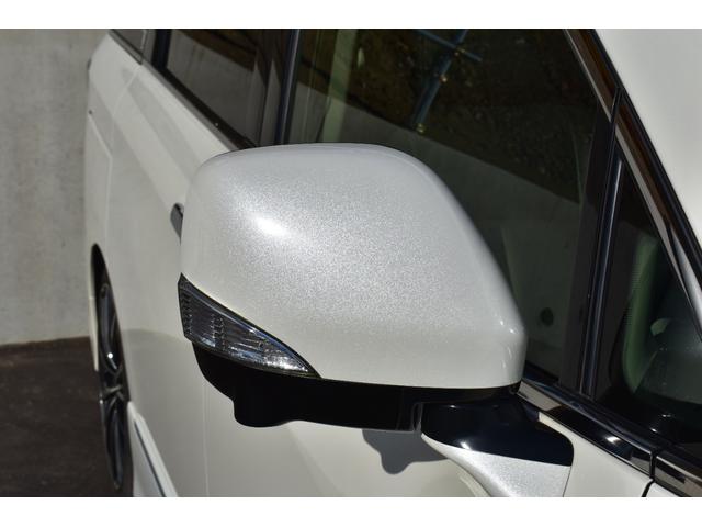オートリトラクタブル機能、バック連動機能付大型ウィンカーミラーでございます♪