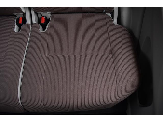 ☆後席左座面☆　使用感少なく状態良好でございます♪