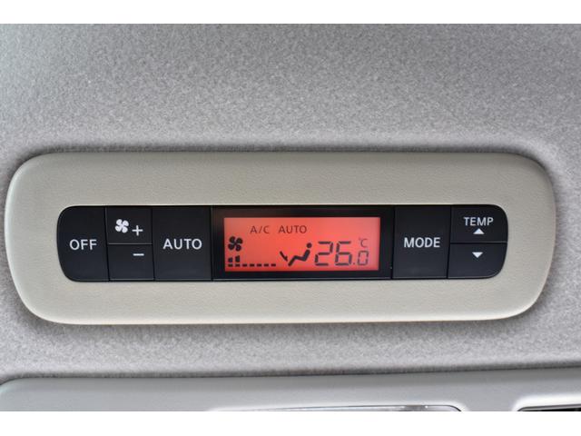 セレナ ライダー　ブラックライン　Ｓ－ハイブリッド　１０．２型フリップダウン／両側ワンタッチパワスラ／ＡＵＴＥＣＨ／ＨＫＳマフラー／Ｒｉｄｅｒエアロ／クルコン／スモークフィルム／サイドシェード／前後独立ＡＡＣ／ＨＩＤ（キセノン）ライト／フロントフォグ（8枚目）