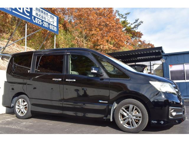 セレナ ライダー　ブラックライン　Ｓ－ハイブリッド　１０．２型フリップダウン／両側ワンタッチパワスラ／ＡＵＴＥＣＨ／ＨＫＳマフラー／Ｒｉｄｅｒエアロ／クルコン／スモークフィルム／サイドシェード／前後独立ＡＡＣ／ＨＩＤ（キセノン）ライト／フロントフォグ（10枚目）