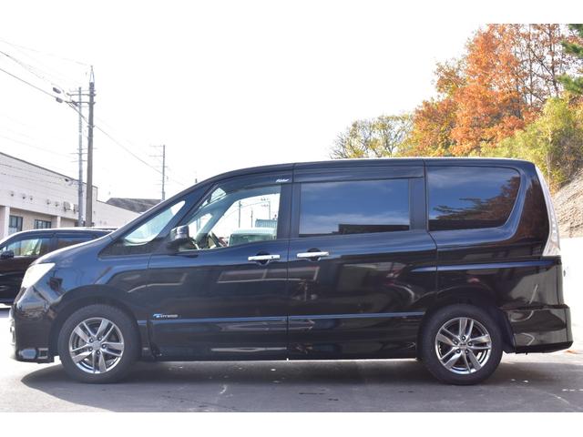 セレナ ライダー　ブラックライン　Ｓ－ハイブリッド　１０．２型フリップダウン／両側ワンタッチパワスラ／ＡＵＴＥＣＨ／ＨＫＳマフラー／Ｒｉｄｅｒエアロ／クルコン／スモークフィルム／サイドシェード／前後独立ＡＡＣ／ＨＩＤ（キセノン）ライト／フロントフォグ（18枚目）