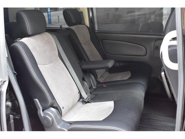 セレナ ライダー　ブラックライン　Ｓ－ハイブリッド　１０．２型フリップダウン／両側ワンタッチパワスラ／ＡＵＴＥＣＨ／ＨＫＳマフラー／Ｒｉｄｅｒエアロ／クルコン／スモークフィルム／サイドシェード／前後独立ＡＡＣ／ＨＩＤ（キセノン）ライト／フロントフォグ（46枚目）