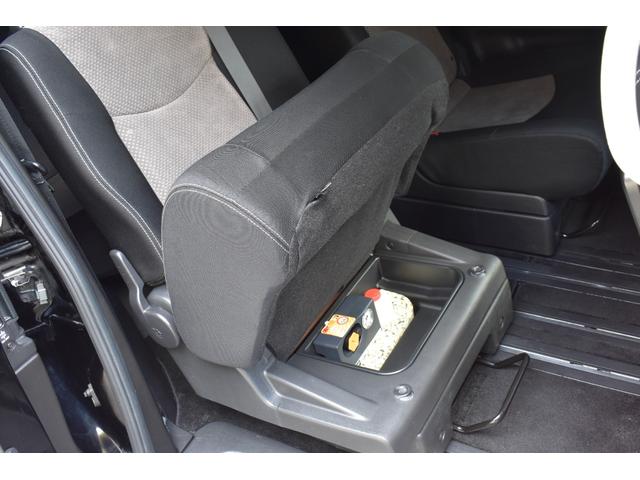 セレナ ライダー　ブラックライン　Ｓ－ハイブリッド　１０．２型フリップダウン／両側ワンタッチパワスラ／ＡＵＴＥＣＨ／ＨＫＳマフラー／Ｒｉｄｅｒエアロ／クルコン／スモークフィルム／サイドシェード／前後独立ＡＡＣ／ＨＩＤ（キセノン）ライト／フロントフォグ（48枚目）