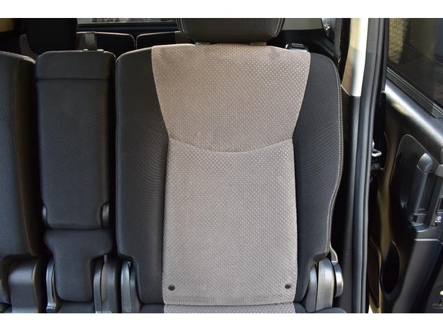 セレナ ライダー　ブラックライン　Ｓ－ハイブリッド　１０．２型フリップダウン／両側ワンタッチパワスラ／ＡＵＴＥＣＨ／ＨＫＳマフラー／Ｒｉｄｅｒエアロ／クルコン／スモークフィルム／サイドシェード／前後独立ＡＡＣ／ＨＩＤ（キセノン）ライト／フロントフォグ（55枚目）