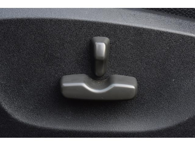 エクシーガ ２．５ｉアイサイト　１オーナー／４ＷＤ／純正９インチフリップダウン／スタッドレスセット付／アイサイトＶｅｒ．２／プリクラ／ＬＤＡ／ＡＣＣ／誤発進抑制／先行車発進お知らせ／前席パワーシート／ＥＴＣ／ＶＩＤＥＯ入力／禁煙車（46枚目）