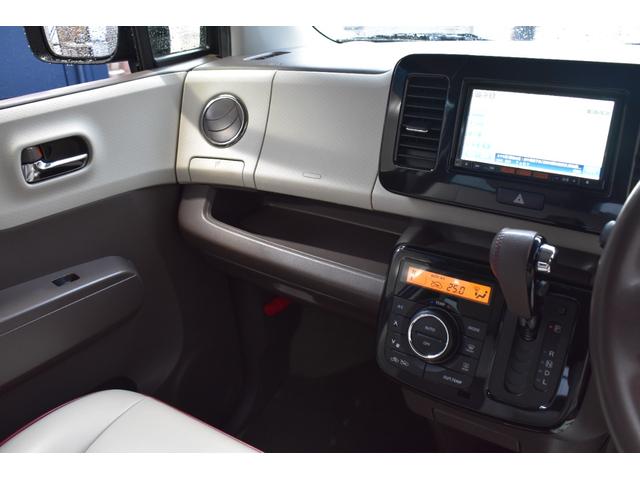 ���C���p�l�S�́�