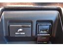 センターコンソールにはAC100Vコンセント、USBソケットもございます♪