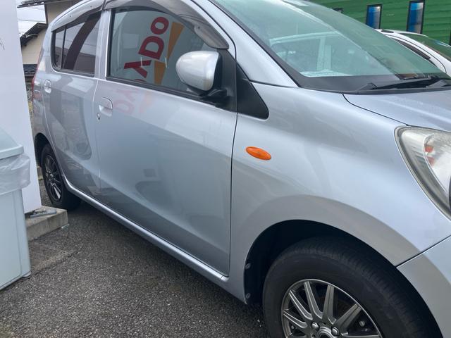 ミラ Xスペシャル ワンオーナー 4WD 5速マニュアル車 キーレスエントリー 寒冷地仕様 車検2年付き 保証付き1ヵ月1,000km CD(6枚目)