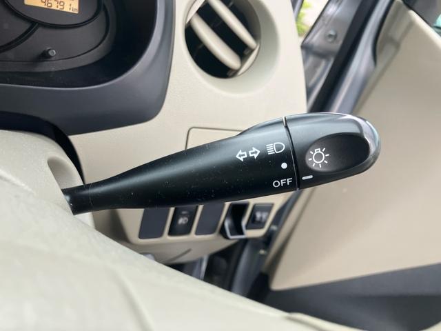 ミラ Xスペシャル ワンオーナー 4WD 5速マニュアル車 キーレスエントリー 寒冷地仕様 車検2年付き 保証付き1ヵ月1,000km CD(23枚目)