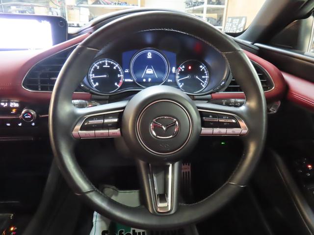 ＭＡＺＤＡ３ファストバック ＸＤプロアクティブ　ローダウン／ＴＥＩＮ車高調／レイズ１８ＡＷ／ｏｄｕｌａ製マフラー／ＡｕｔｏＥｘｅ製リアスポ／ＥＴＣ／バックカメラ／前後ドラレコ／クルコン（19枚目）