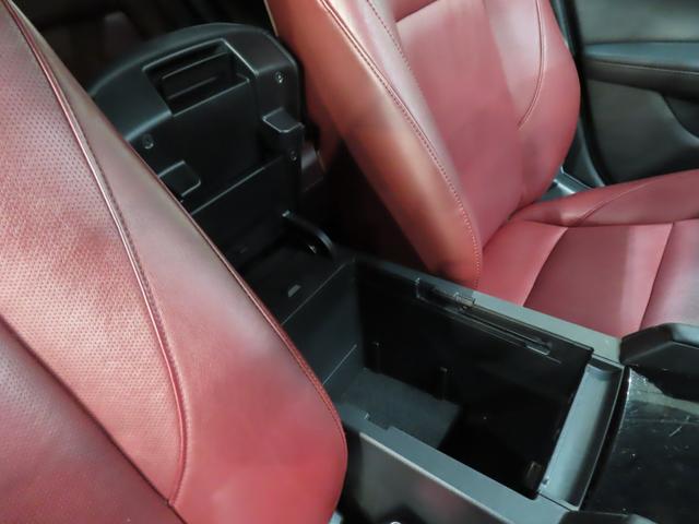 ＭＡＺＤＡ３ファストバック ＸＤプロアクティブ　ローダウン／ＴＥＩＮ車高調／レイズ１８ＡＷ／ｏｄｕｌａ製マフラー／ＡｕｔｏＥｘｅ製リアスポ／ＥＴＣ／バックカメラ／前後ドラレコ／クルコン（24枚目）