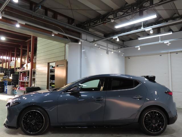 ＭＡＺＤＡ３ファストバック ＸＤプロアクティブ　ローダウン／ＴＥＩＮ車高調／レイズ１８ＡＷ／ｏｄｕｌａ製マフラー／ＡｕｔｏＥｘｅ製リアスポ／ＥＴＣ／バックカメラ／前後ドラレコ／クルコン（42枚目）