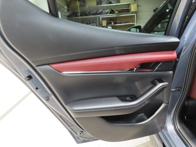 ＭＡＺＤＡ３ファストバック ＸＤプロアクティブ　ローダウン／ＴＥＩＮ車高調／レイズ１８ＡＷ／ｏｄｕｌａ製マフラー／ＡｕｔｏＥｘｅ製リアスポ／ＥＴＣ／バックカメラ／前後ドラレコ／クルコン（60枚目）