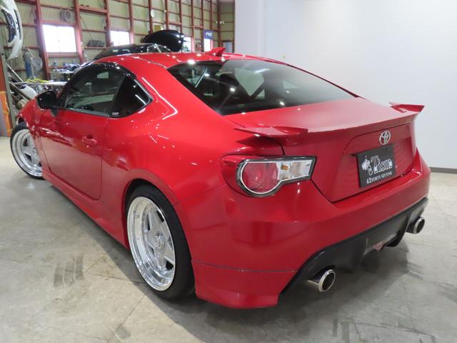 ８６ ＧＴ　ローダウン／新品ＴＥＩＮ車高調／新品レオンハルト１８ＡＷ／モデリスタエアロ／トランクスポイラー／レーダー探知機／ドラレコ／バックカメラ／ＡＴ車／オートマ／Ｂｌｕｅｔｏｏｔｈ再生可／パドルシフト（23枚目）