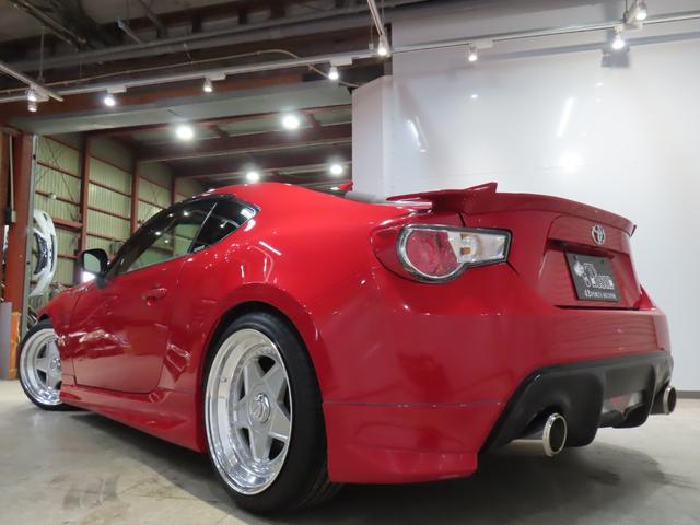 ８６ ＧＴ　ローダウン／新品ＴＥＩＮ車高調／新品レオンハルト１８ＡＷ／モデリスタエアロ／トランクスポイラー／レーダー探知機／ドラレコ／バックカメラ／ＡＴ車／オートマ／Ｂｌｕｅｔｏｏｔｈ再生可／パドルシフト（24枚目）