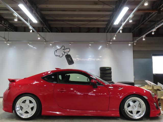 ８６ ＧＴ　ローダウン／新品ＴＥＩＮ車高調／新品レオンハルト１８ＡＷ／モデリスタエアロ／トランクスポイラー／レーダー探知機／ドラレコ／バックカメラ／ＡＴ車／オートマ／Ｂｌｕｅｔｏｏｔｈ再生可／パドルシフト（30枚目）