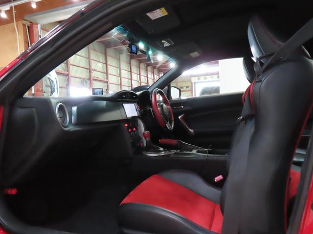 ８６ ＧＴ　ローダウン／新品ＴＥＩＮ車高調／新品レオンハルト１８ＡＷ／モデリスタエアロ／トランクスポイラー／レーダー探知機／ドラレコ／バックカメラ／ＡＴ車／オートマ／Ｂｌｕｅｔｏｏｔｈ再生可／パドルシフト（67枚目）