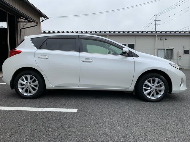 オーリス 150X Sパッケージ 4WD キーレス CD Bluetooth バックカメラ TV キーフリーシステム プッシュスタート アルミホイール 電動格納ミラー(4枚目)