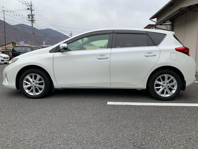 オーリス 150X Sパッケージ 4WD キーレス CD Bluetooth バックカメラ TV キーフリーシステム プッシュスタート アルミホイール 電動格納ミラー(5枚目)