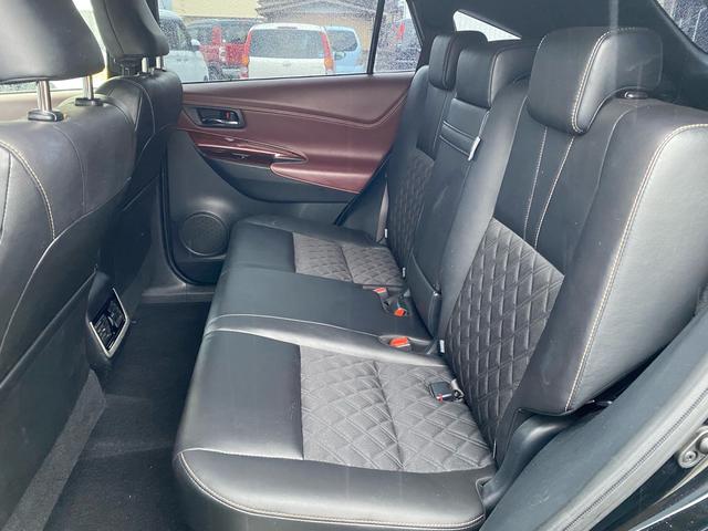 ハリアーハイブリッド プレミアム　ハイブリッド　４ＷＤ　ナビ　フルセグＴＶ　Ｂｌｕｅｔｏｏｔｈ接続　バックカメラ　ＥＴＣ　キーフリー　電動シート　サンルーフ　ハーフレザーシート　レーダークルーズコントロール　１８インチアルミ（15枚目）