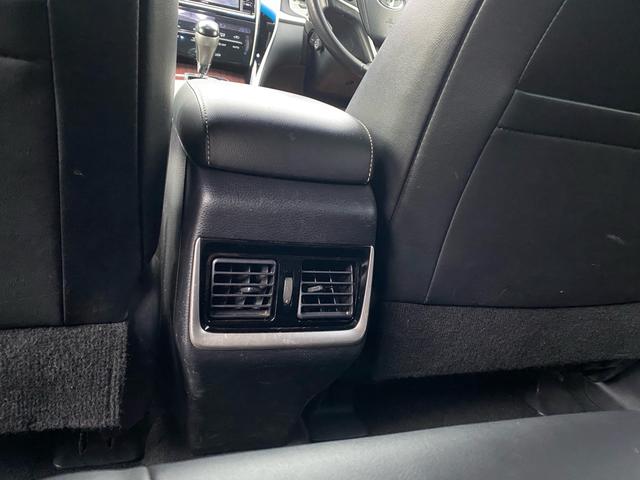 ハリアーハイブリッド プレミアム　ハイブリッド　４ＷＤ　ナビ　フルセグＴＶ　Ｂｌｕｅｔｏｏｔｈ接続　バックカメラ　ＥＴＣ　キーフリー　電動シート　サンルーフ　ハーフレザーシート　レーダークルーズコントロール　１８インチアルミ（17枚目）