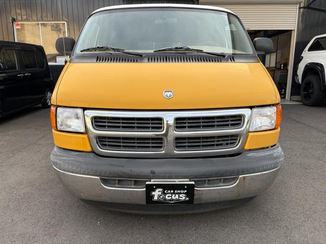 ダッジ・バン ベースグレード　ラムバン　ショーティ　ローダウン　１ナンバー（3枚目）