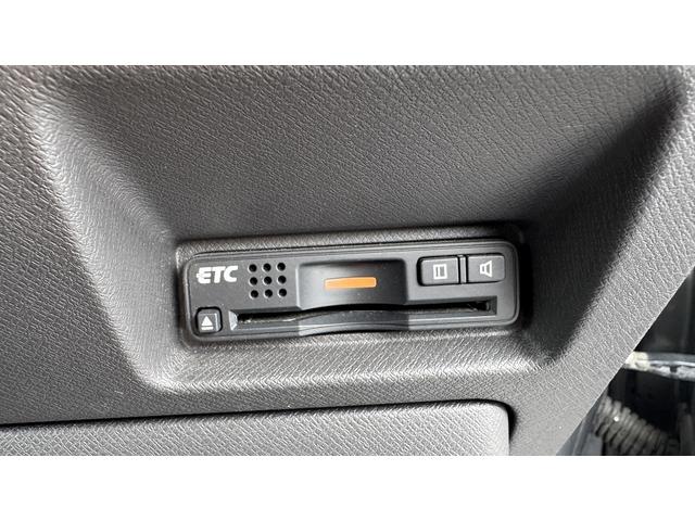 ステップワゴン Ｌ　ナビ　ＴＶ　ＥＴＣ　バックカメラ　両側電動スライドドア　後席モニター　スマートキー　車検２年間　オートライト　アクティブコーナリングライト　ノーマルタイヤ　スタッドレスタイヤ（27枚目）